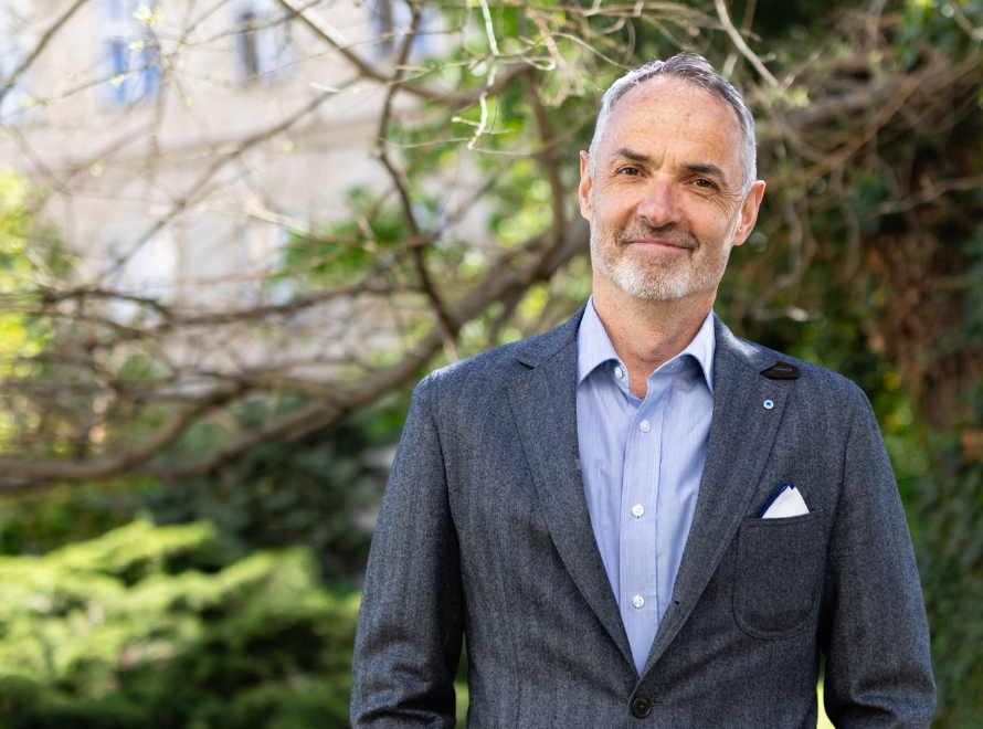 doc. MUDr. Jan Bláha, Ph.D., MHA, LL.M.