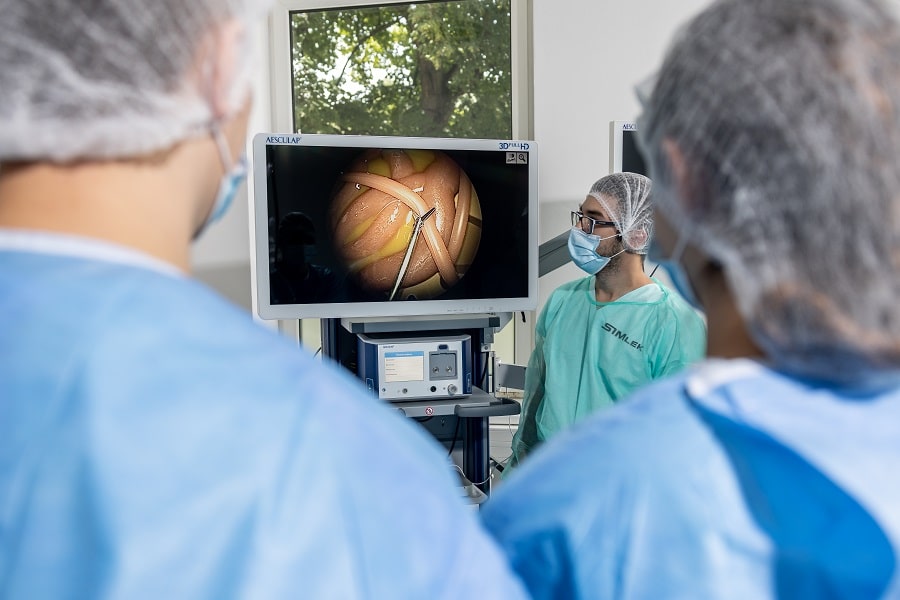 Operační sál vybavený laparoskopickou věří 3D Full HD Aesculap