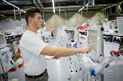 Výrobní závod dialyzátorů v německém městě Pfieffewiesen