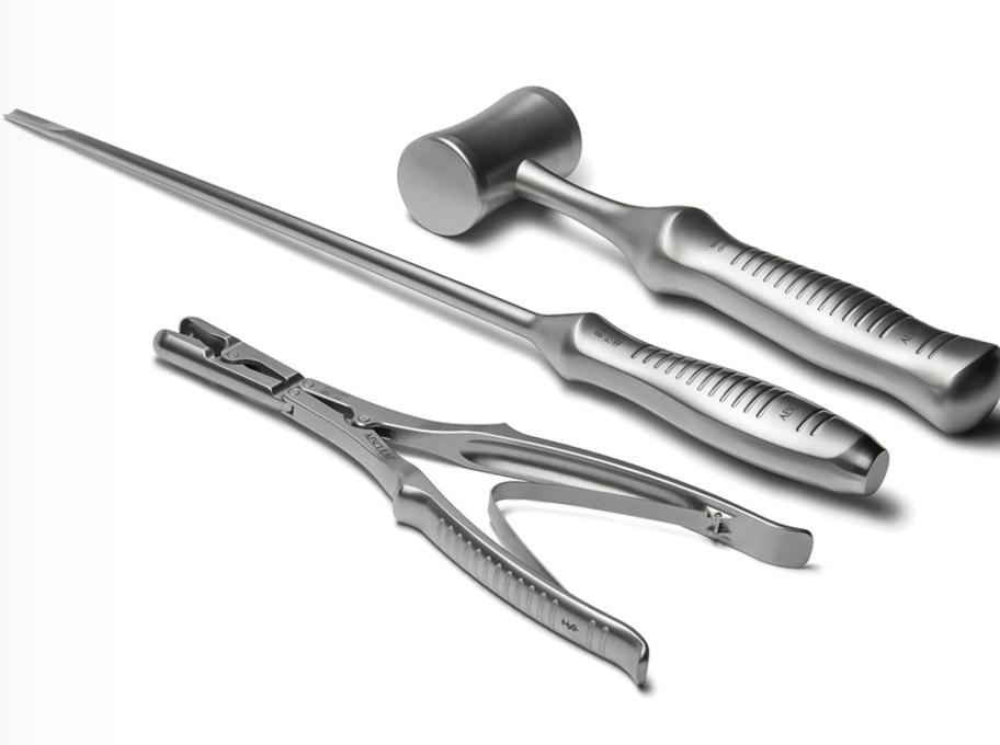 AESCULAP® SQ.line®  nové nástroje pro kostní chirurgii    