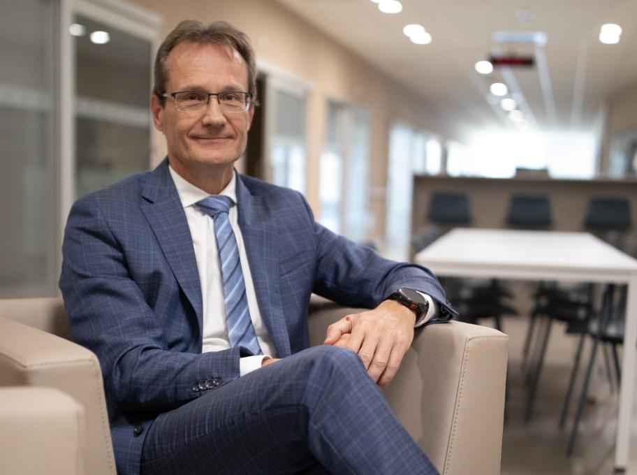 MUDr. Róbert Hill. PhD., MPH