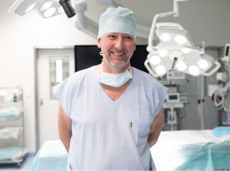 MUDr. Karel Dohnal, primář Centrálních operačních sálů MUDr. Karel Dohnal, primář Centrálních operačních sálů