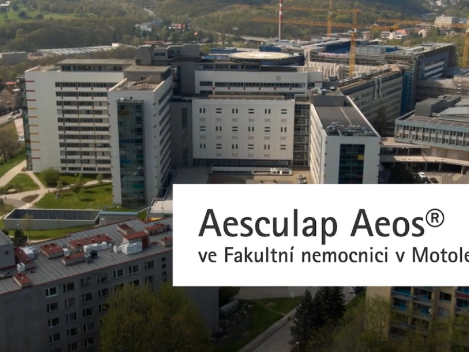 Aesculap Aeos ve Fakultní nemocnici v Motole