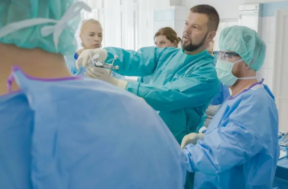 Ukázal kadaverózny kurz v Košiciach budúcnosť navigovanej ortopédie?