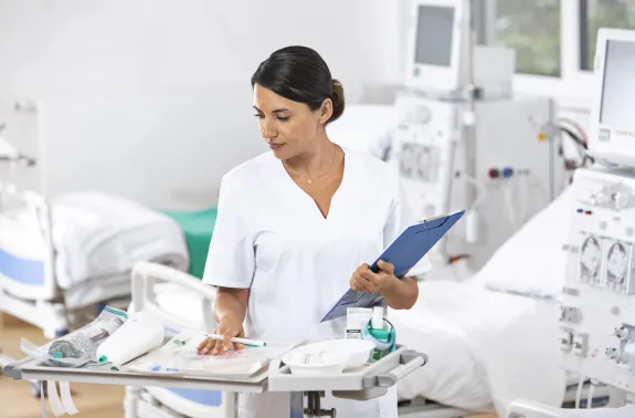 Zdravotnický pracovník při péči o pacienta – upozornění na častá pochybení v klinické praxi
